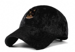 Velvet Baseball Cap with Doberman Dog Embroidery, Adjustable Curved Brim Dad Hat for Men Women Casual Daily Wear